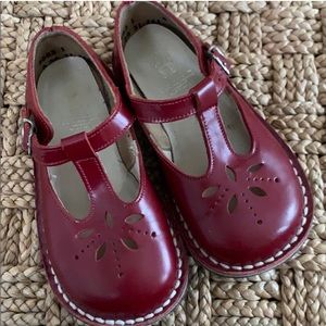 Sonnet England start Rite Lottie T-Strap girls shoes size 6